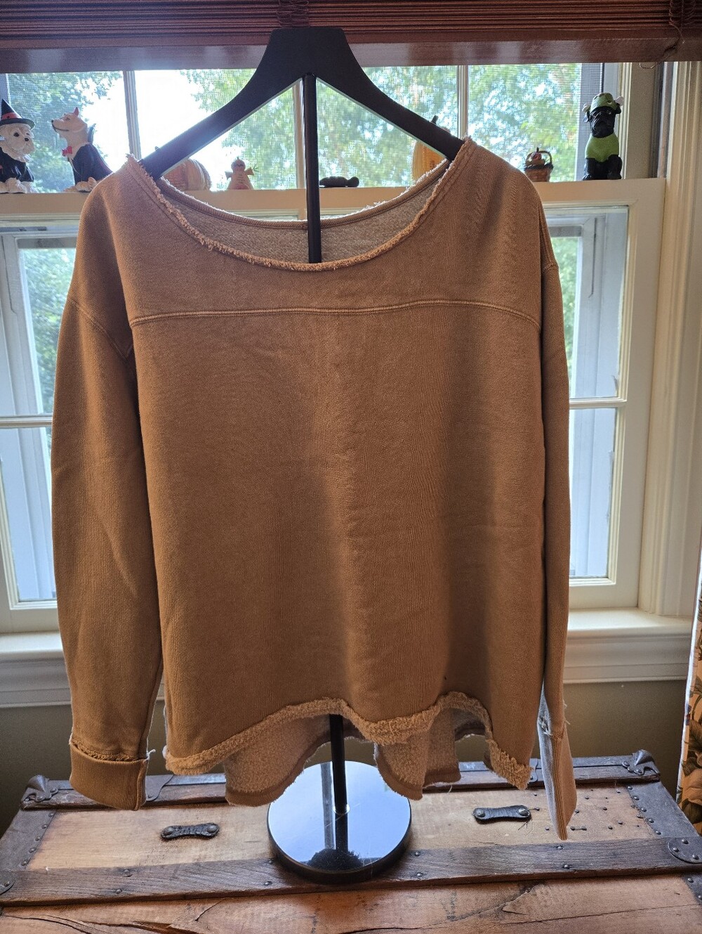 Free People High-Low Sweatshirt Size M